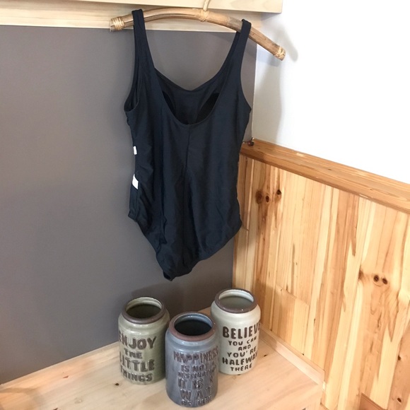 Catalina Black White One Piece Swimsuit, EUC, 8/10 - Picture 2 of 15